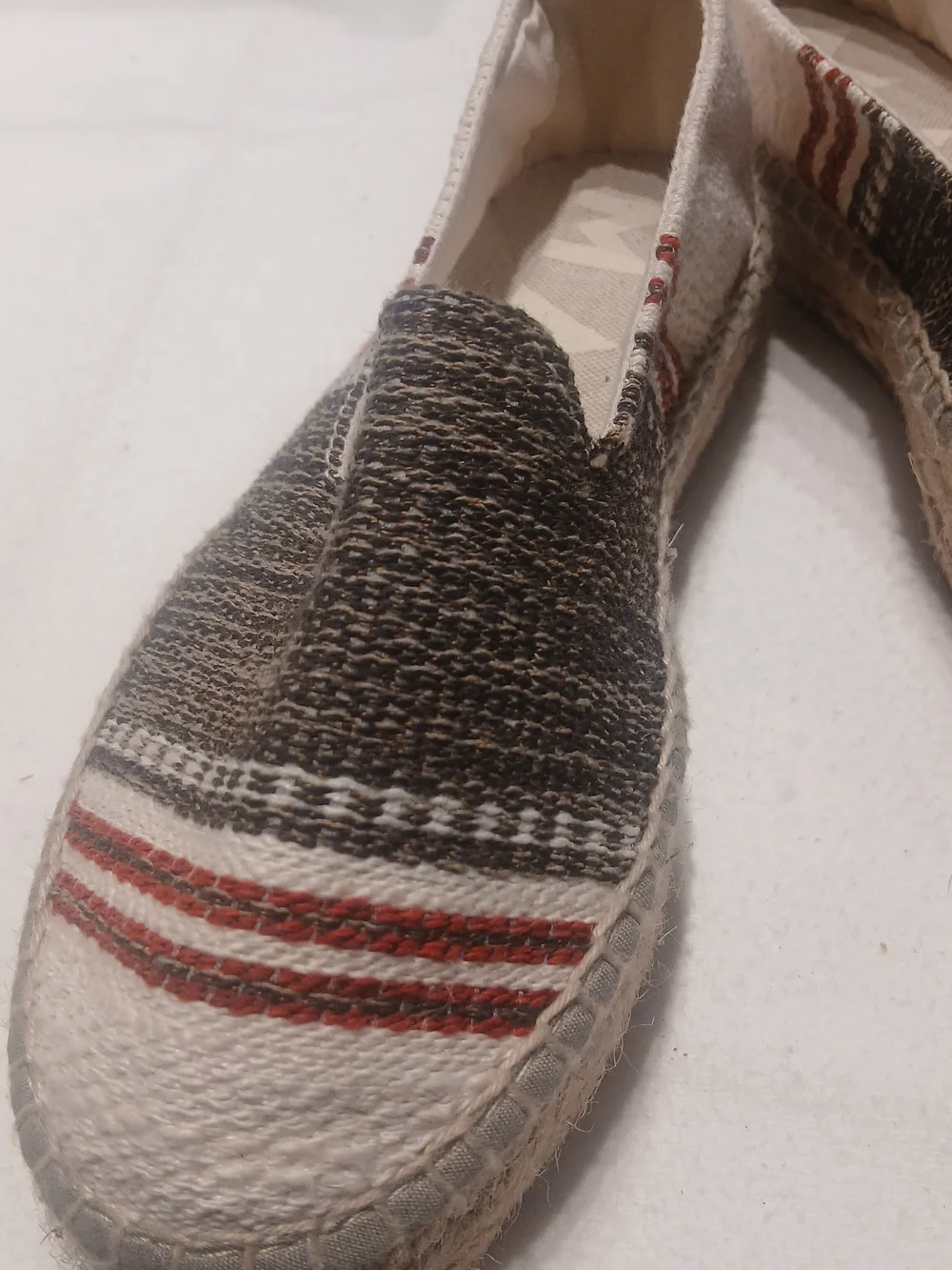 Manebí comfortable canvas